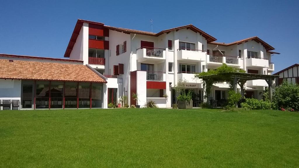bergara souraide hotel